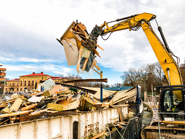 Best Full-Service Junk Removal  in Ara, AL